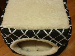 Домик-лежак-кровать для маленькой собаки или кошки