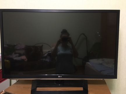 Телевизор LG 42LM580T