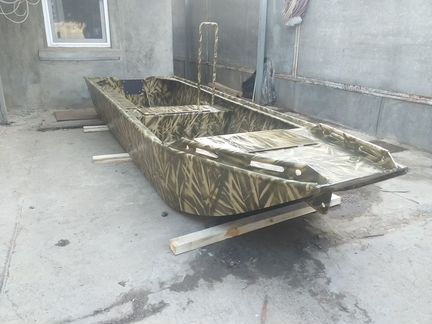Лодка болотоход