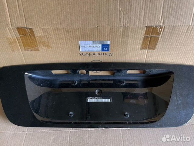 Накладка багажника Mercedes W203