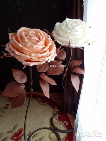 Ростовые цветы из изолона