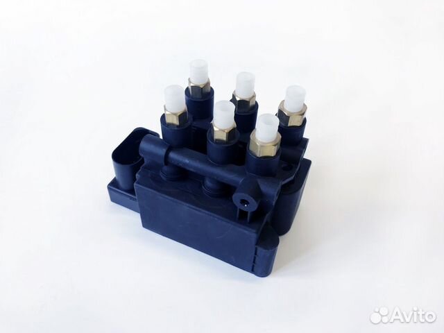 Блок клапанов пневмоподвески Audi A8 D5 4N 50 TDi