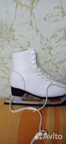 Коньки р-р 30