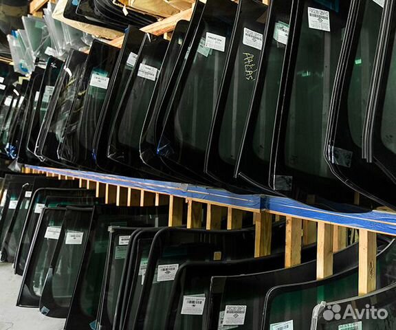 Стекла для Isuzu левый руль