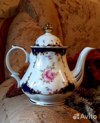 Чайник заварочный фарфоровый