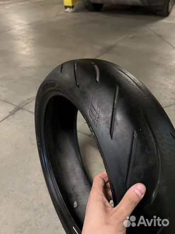 Задняя шина Bridgestone Battlax 180/55R17