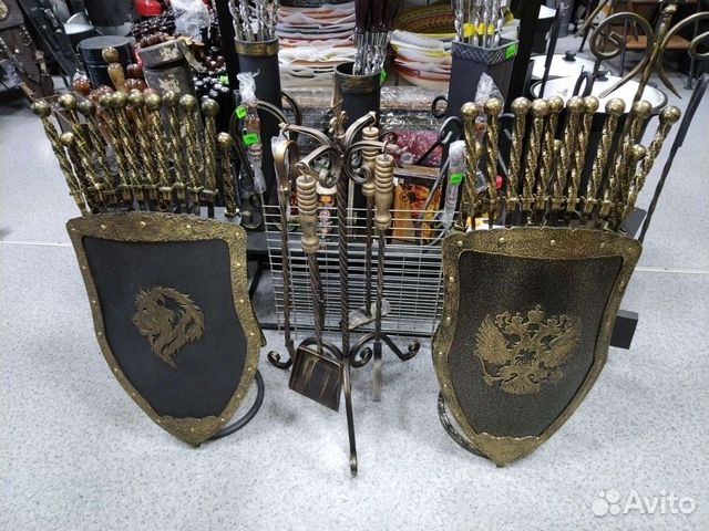 Подарочный набор, щит с шампурами, подставка