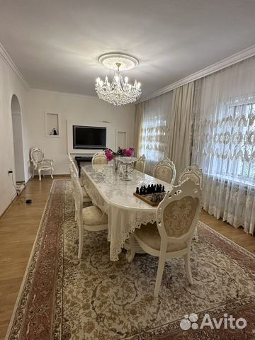 

5-к. дом, 250 м²
