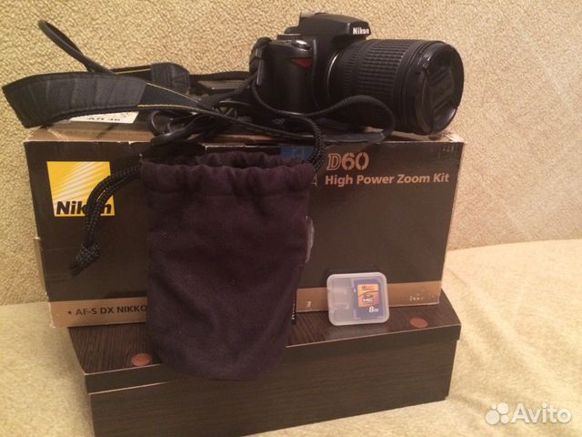 Nikon D60 kit + объектив AF-S DX nikkor 18-135 f/3