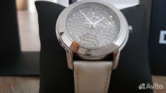 Женские Часы dkny с кристаллами Swarovski Женские Часы dkny с кристаллами Swarovski