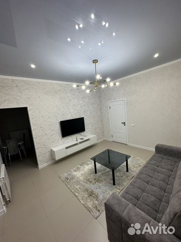 

2-к. квартира, 65 м², 3/18 эт.