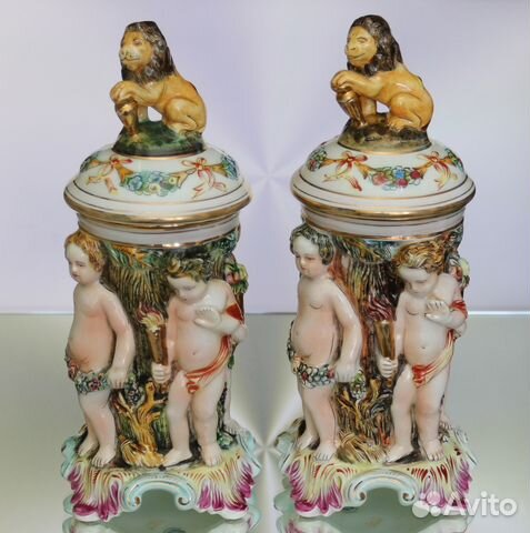 Редкость Ваза бисквитница лев Каподимонте золото 3