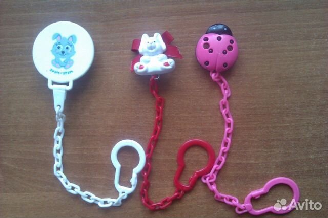 Стерилизатор с бутылочкой,слюнявчиками