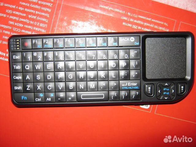 Беспроводная микроклавиатура с подсветкой клавиш