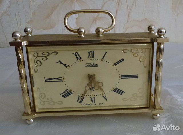 Часы настольные 