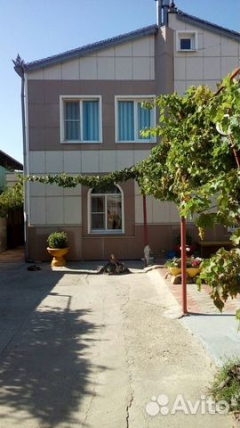 Коттедж 224 м² на участке 7 сот.