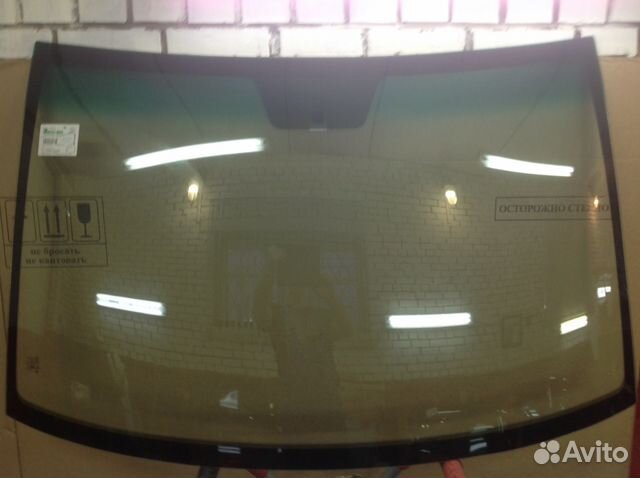 MB vito/viano W639 03 -лобовое стекло