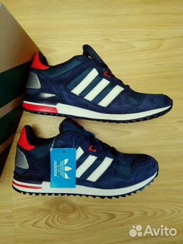 Новые кроссовки Adidas