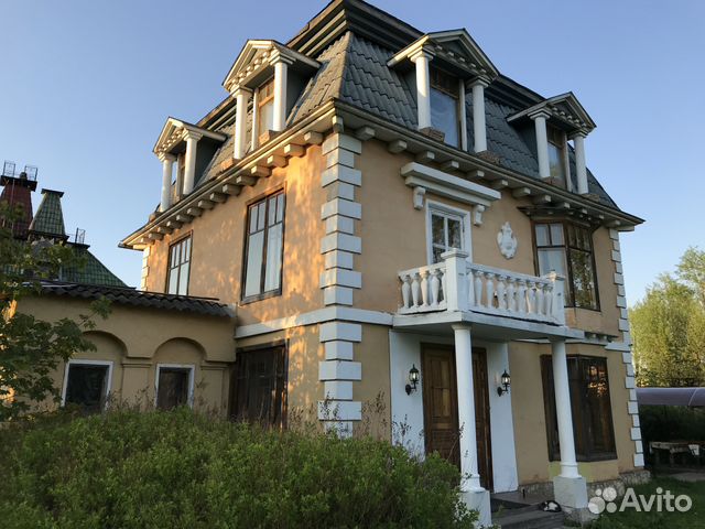 

10-к. и более коттедж, 280 м²