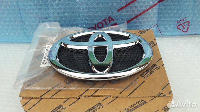 Эмблема передняя Toyota Land Cruiser 200 15-19 Эмблема передняя Toyota Land Cruiser 200 15-19