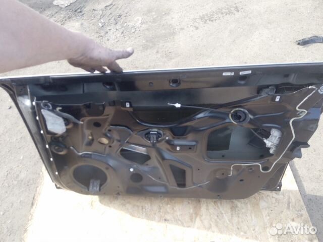 Audi a4 8e b7 дверь передняя правая черная Audi a4 8e b7 дверь передняя правая черная