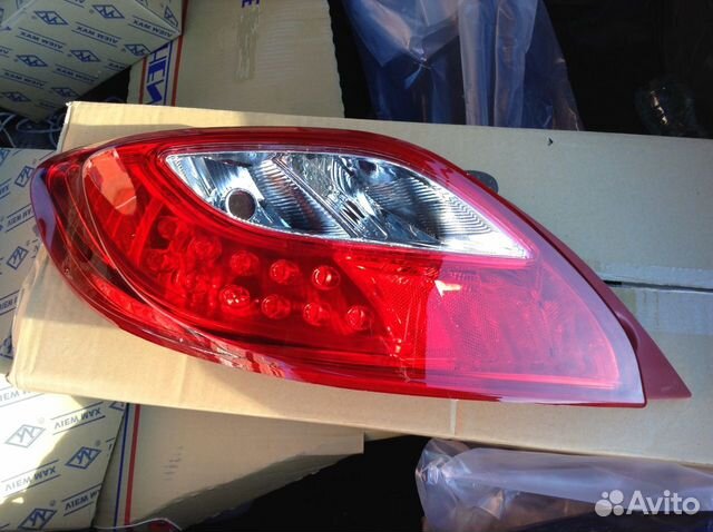Задний фонарь Мазда 2 с 2007 по 2014 г