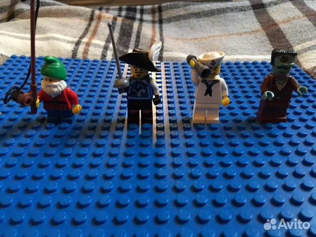 Lego minifigures series 4 8804 / Минифигурки Lego minifigures series 4 8804 / Минифигурки