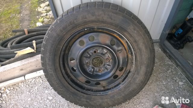 Продам шину 195/65 R15