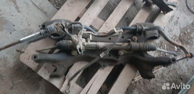 Руливая рейка Тойота noah AZR 60