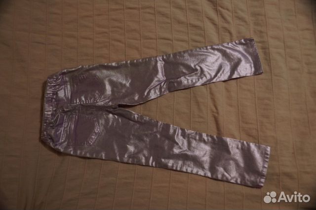 Новые блестящие брюки на девочку H&M 4-5 лет, 110 Новые блестящие брюки на девочку H&M 4-5 лет, 110