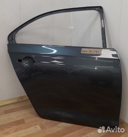 Дверь задняя правая бу хор.Skoda Rapid в цвет