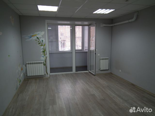 Продам помещение свободного назначения, 136 м²