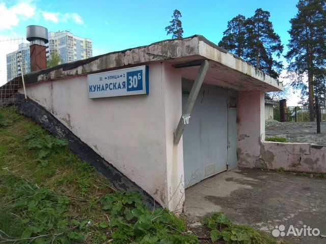 Гараж, > 30 м²