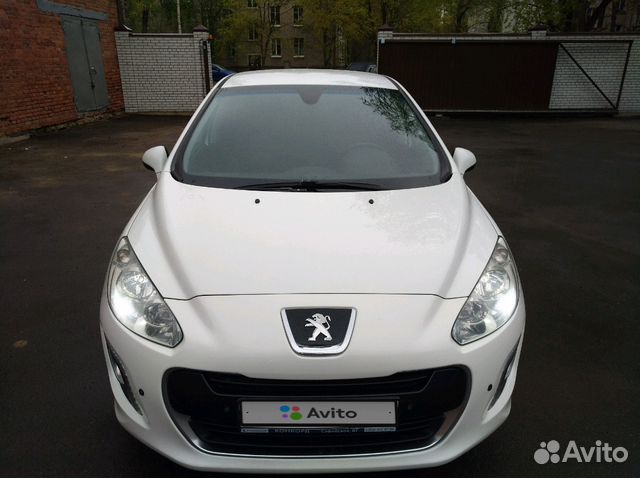 Peugeot 308 1.6 AT, 2011, 82 700 км