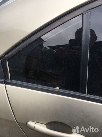 Форточка задней правой двери Nissan Primera P12E