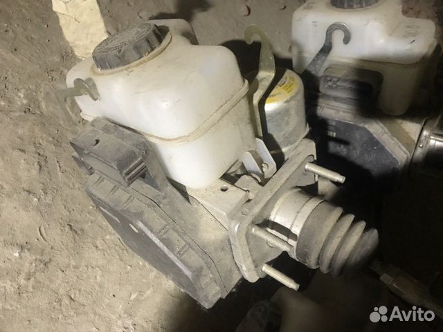 Блок ABS Lexus LX570 Toyota 200 Блок ABS Lexus LX570 Toyota 200