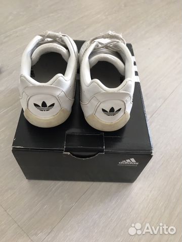 Кроссовки adidas 22 размер