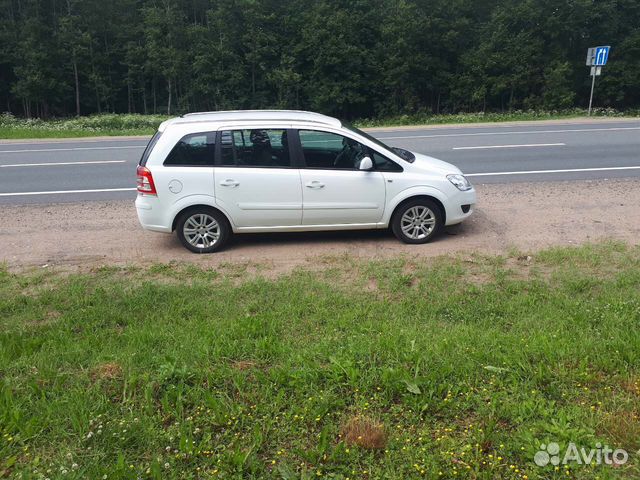 Opel Zafira 1.8 МТ, 2012, 105 000 км