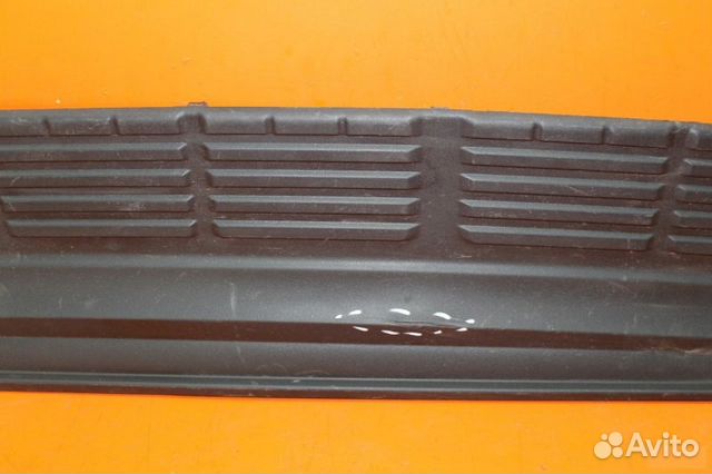 Накладка бампера задняя Toyota Land Cruiser 200 Накладка бампера задняя Toyota Land Cruiser 200
