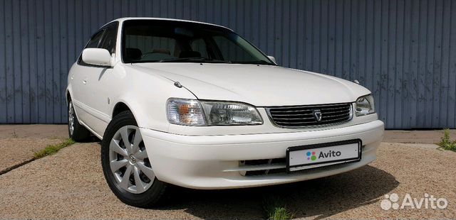 Toyota Corolla 1.5 AT, 1999, 180 000 км