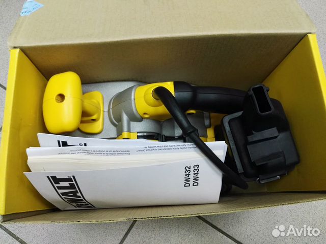 Ленточная шлифмашина dewalt DW433 (новая)