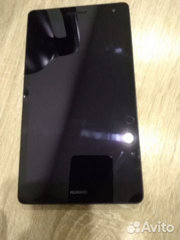 Huawei планшет состояние новых. купила недавно в с