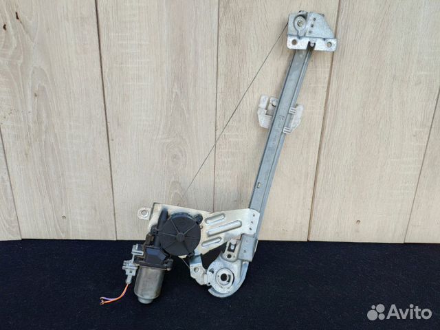 Стеклоподъемник задний правый Пежо 206