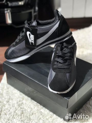 Кроссовки Nike