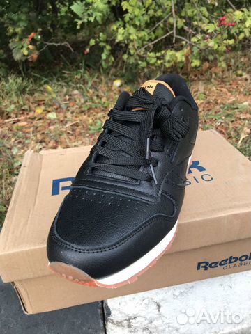 Кроссовки из натуральной кожи Рибок 43