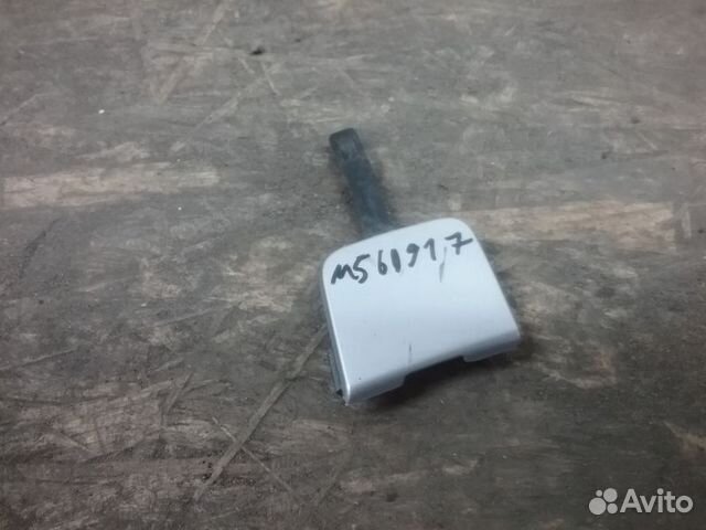 Заглушка буксировочного крюка заднего бампера Re Заглушка буксировочного крюка заднего бампера Re