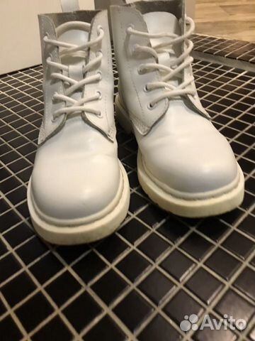 Ботинки кожаные белые Ботинки кожаные белые