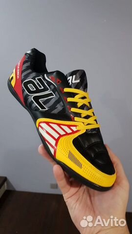 Кроссовки Кроссовки