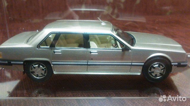 Модель автомобиля ЗИЛ-4102 Модель автомобиля ЗИЛ-4102