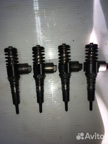 Насос Форсунки 03G130073B VW Touran 2.0tdi